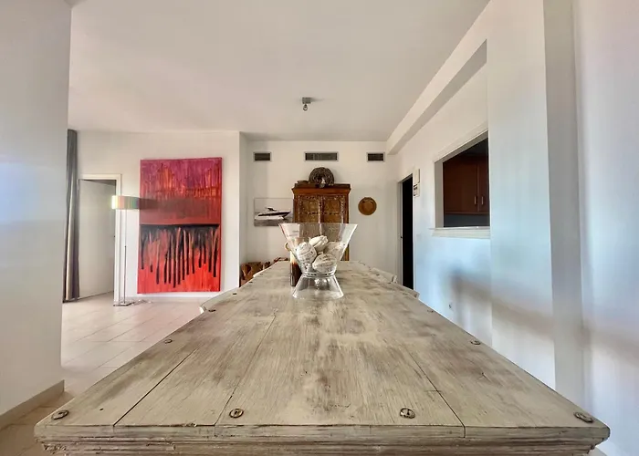 Campomanes Luxury Terrace Apartment